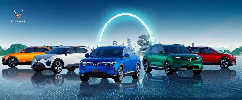 Các mẫu xe ô tô điện Vinfast tại đại lý Cần Thơ, bao gồm VF e34, VF 5, VF 8, VF 9 được trưng bày
